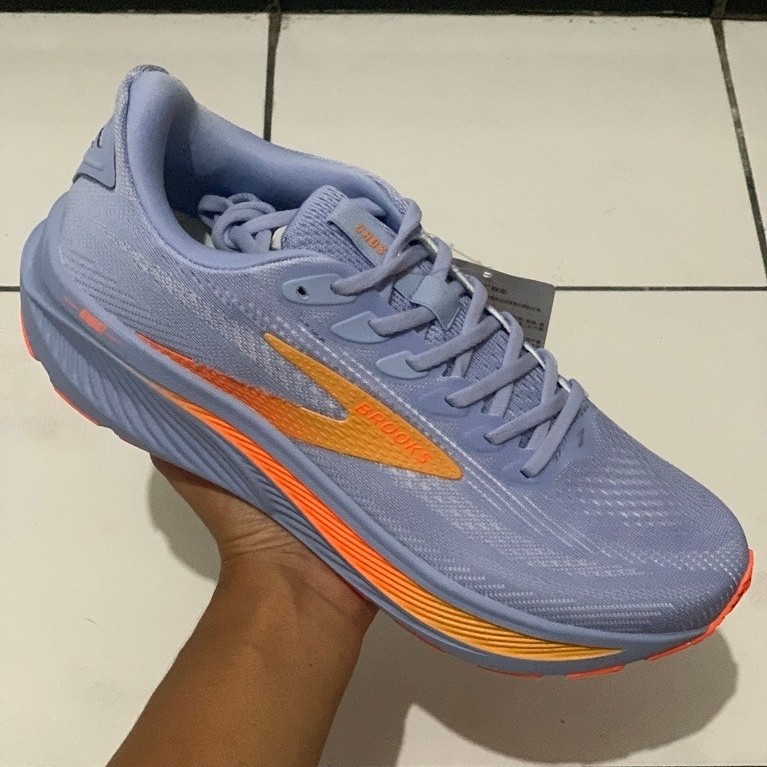 Brooks Ghost 17