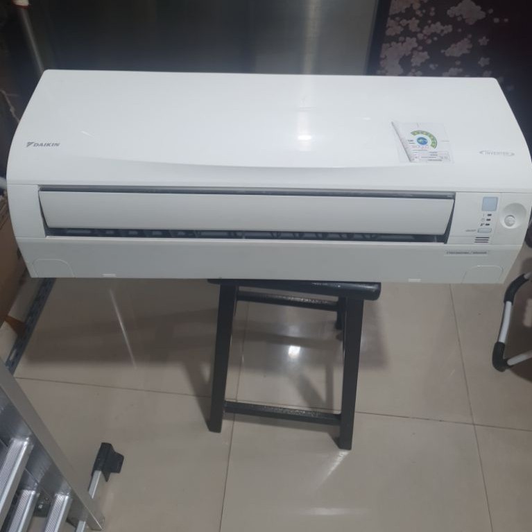 SeCond Ac Indoor Daikin 1,5pk ( mulus)