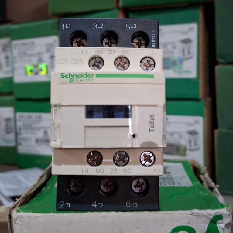 SCHNEIDER CONTACTOR LCID25 M7-200v