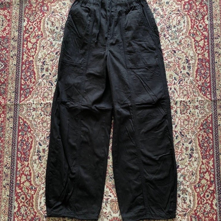 Celana Gu fatigue wide fit barrel pants Hj040