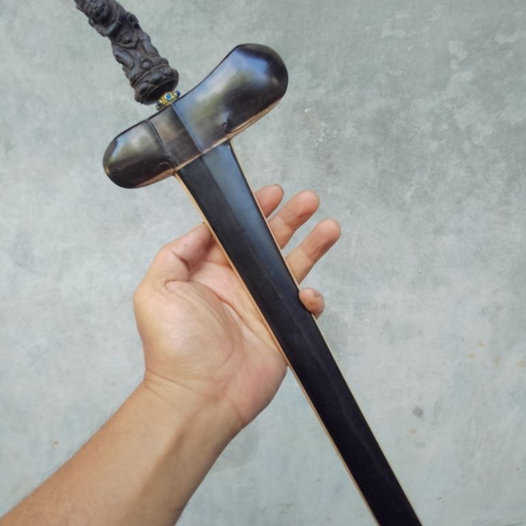 keris bali seselet