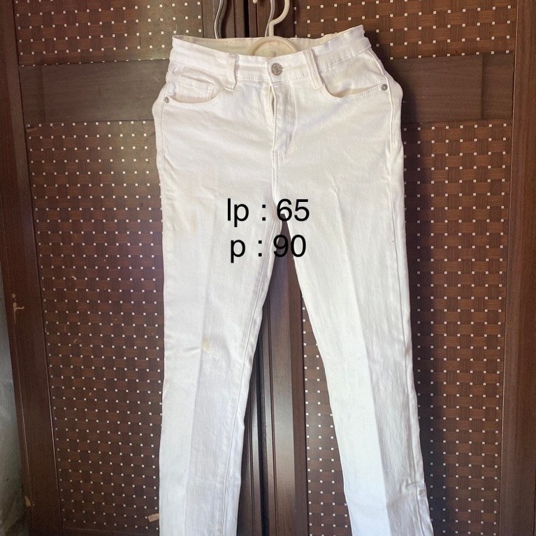 Preloved Celana Cutbray Putih Wanita