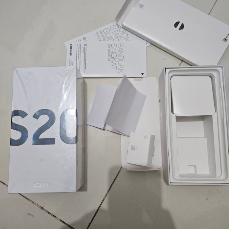 DUS BOX SAMSUNG S20 FE NAVY BOX ORI COPOTANNN