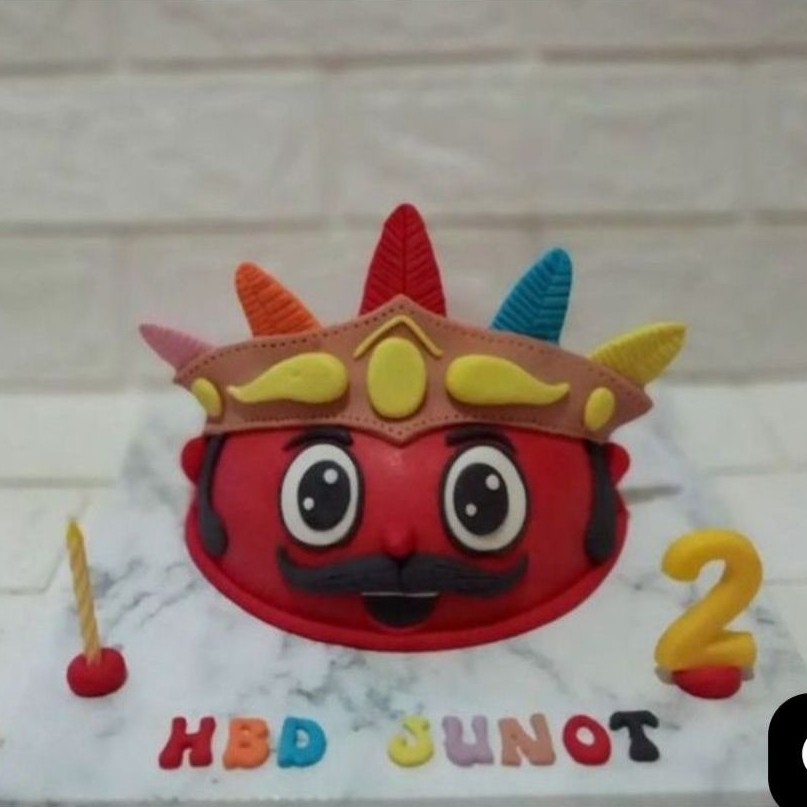 KUE KARAKTER SETENGAH LINGKARAN MIX FONDANT