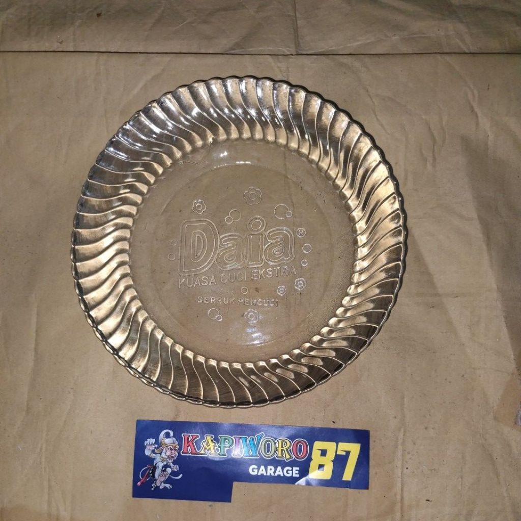 piring hadiah daia