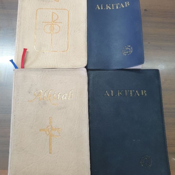 Buku Alkitab Perjanjian Lama dan Baru second