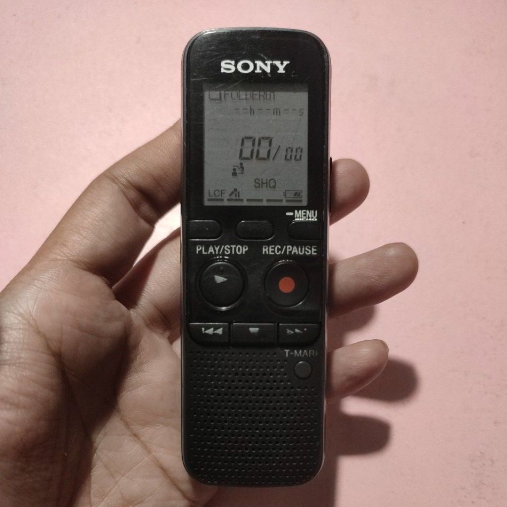 Sony Recorder ICD PX333 4GB + Slot memory eksternal