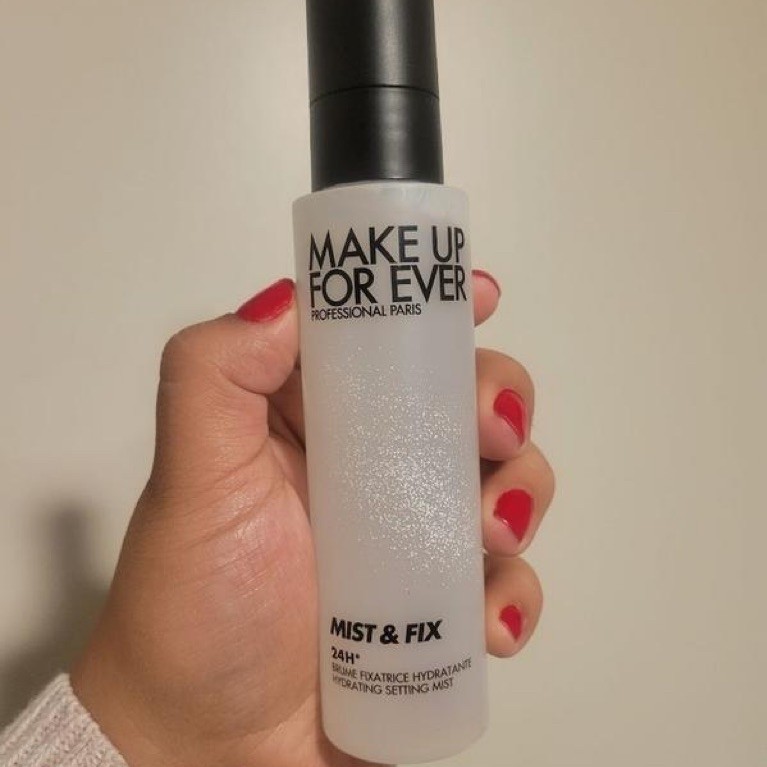 Mufe Setting Spray (Preloved)