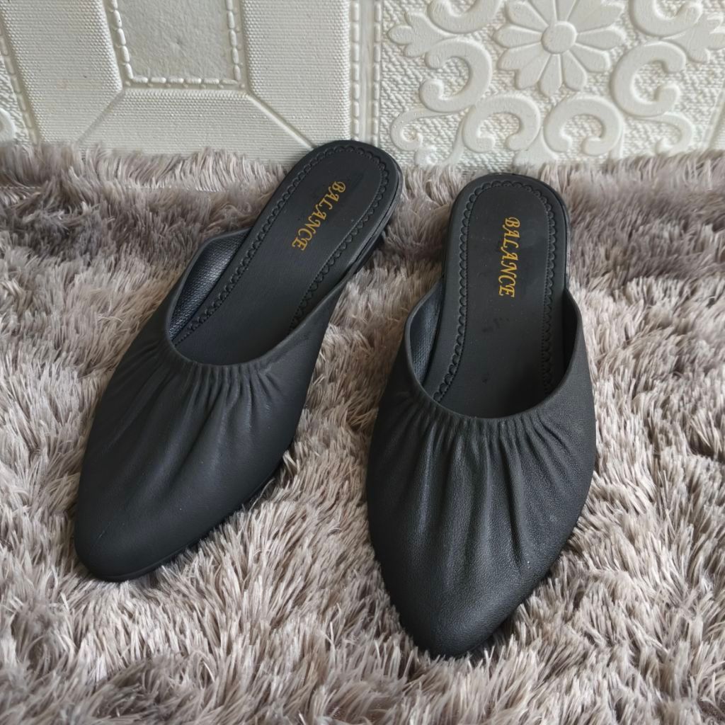Sendal SALEE serba 10 ribu/Sepatu SALEE Serba 10 ribu