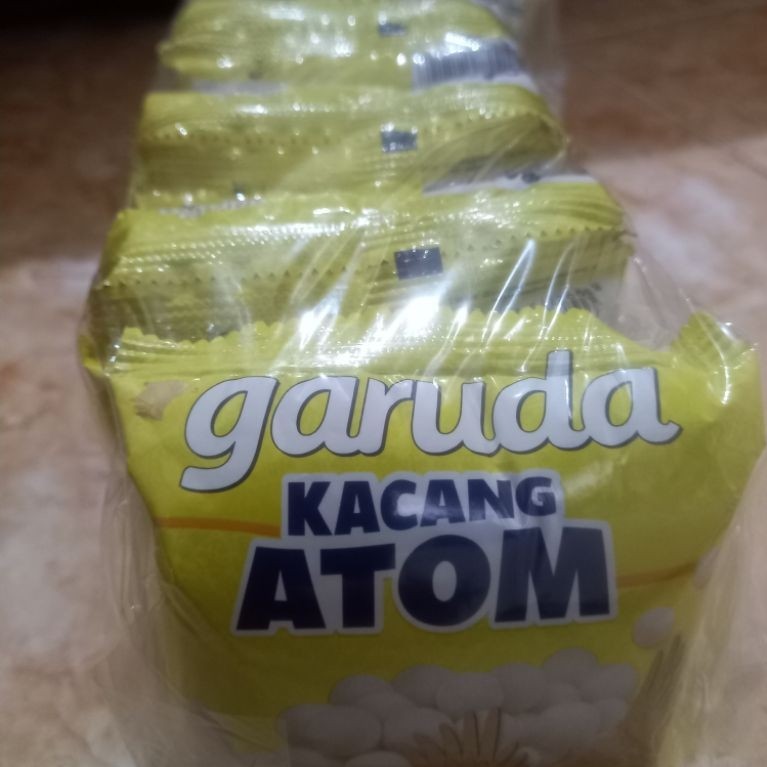garuda kacang atom