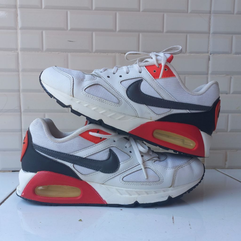 sepatu Second Nike Airmax IVO Orivinal preloved
