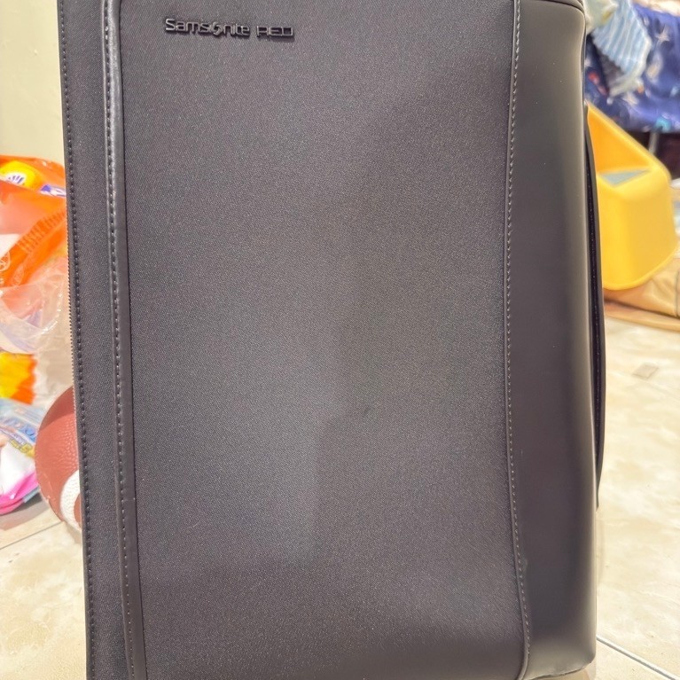 Preloved Samsonite Elino Portofolio