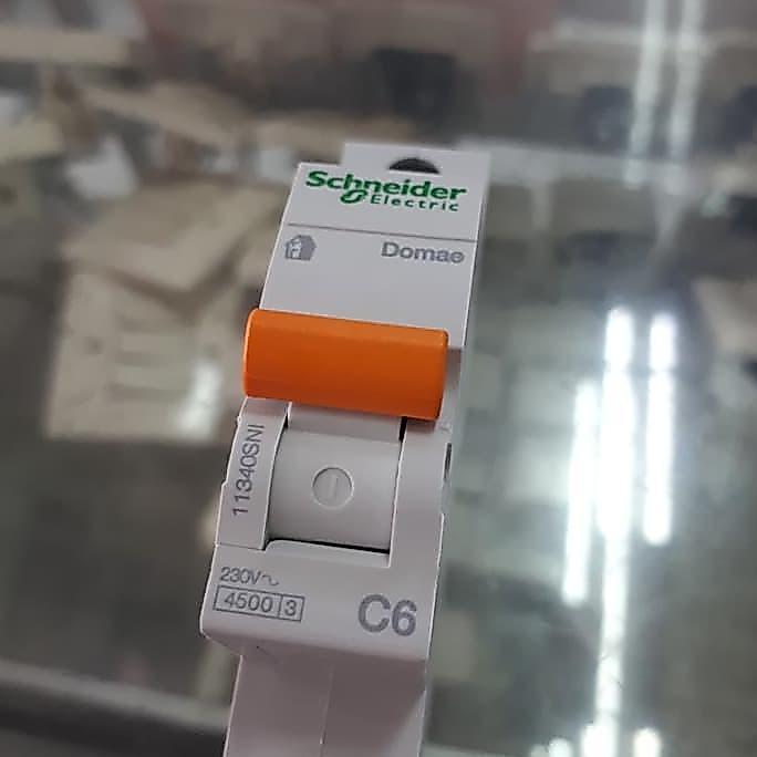MCB 6A Schneider Merlin Gerin Diskon