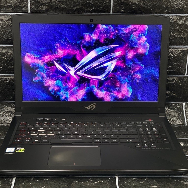 LAPTOP GAMING ASUS ROG STRIX 15 GL503GE GTX 1050 Ti i7-8750H RAM 8 GB SSD 256 GB