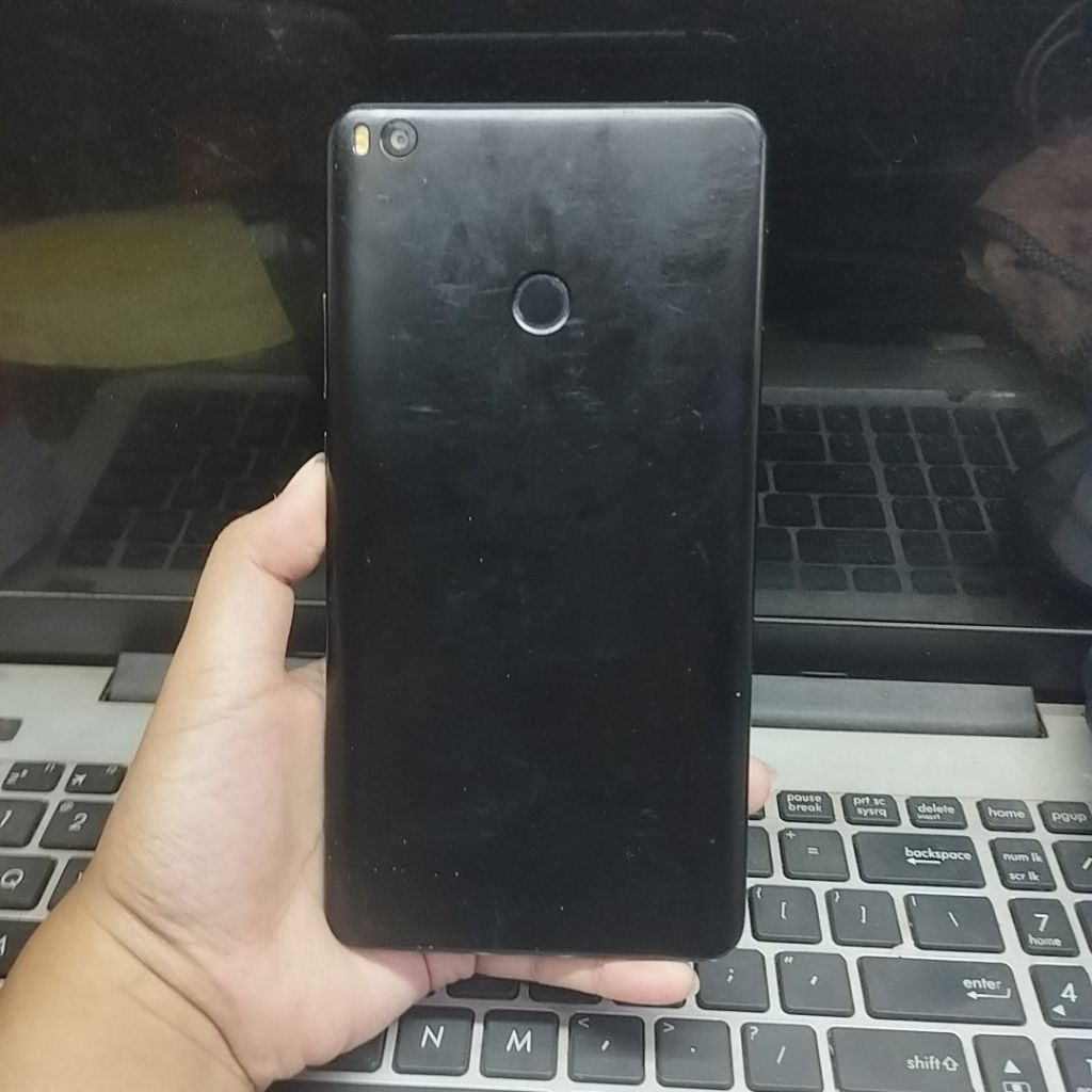 Xiaomi Mi Max 2 Ram 4/64GB SECOND ORI