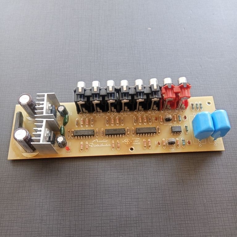 Kit Audio Distributor