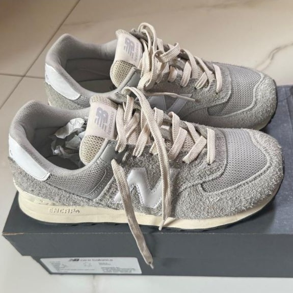 Sepatu Second New Balance NB 574 Original - Concrete Grey (Like New)
