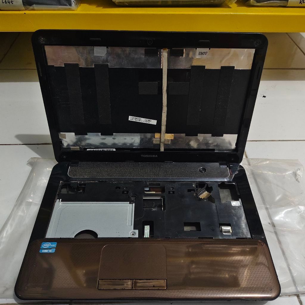 Casing cassing case kesing Laptop Toshiba M840