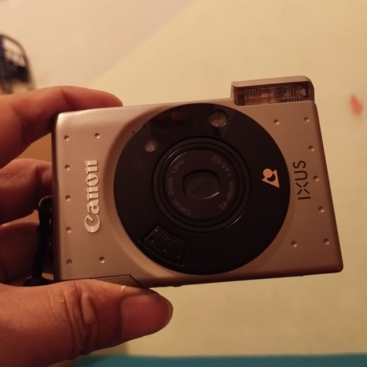 Kamera Pocket Analog Canon IXUS