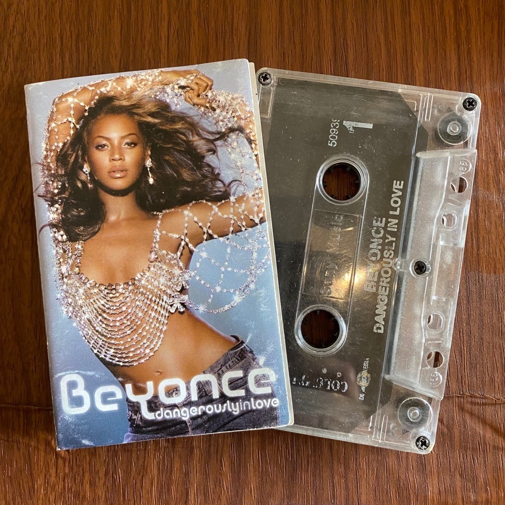 KASET PITA BEYONCE - DANGEROUSLY IN LOVE