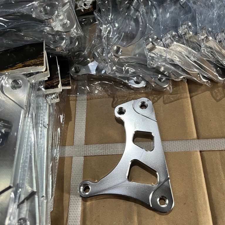 Kaliper Depan 2P Supra X Supra X125 Supra fit Supra lama Breket Kaliper depan 2P Supra 300mm Breket 