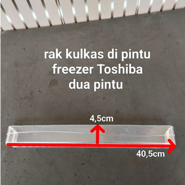rak kulkas di pintu freezer Toshiba dua pintu