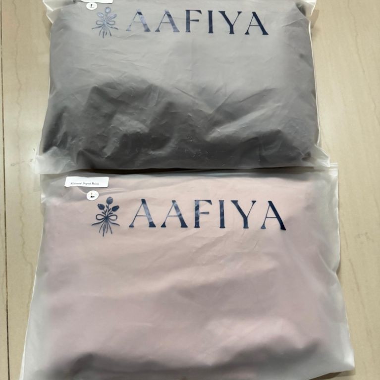 NWT Hayya khimar aafiya chocolate long (1) Sephia rose long (1)
