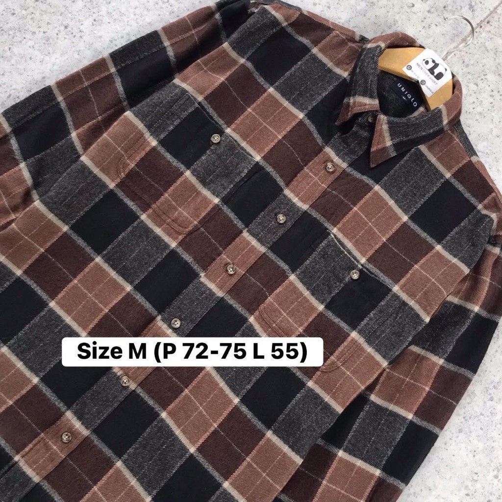 Kemeja Flannel Wool Uniqlo