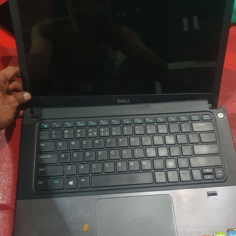 laptop DELL SERY VOSTRO 5470 Bekas matot.