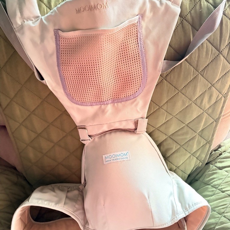 PRELOVED HIPSEAT MOOIMOM