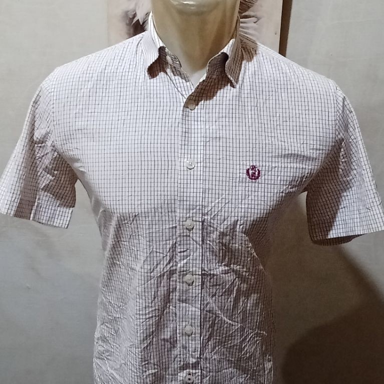 Kemeja Pendek Cowok Spasso Size M
