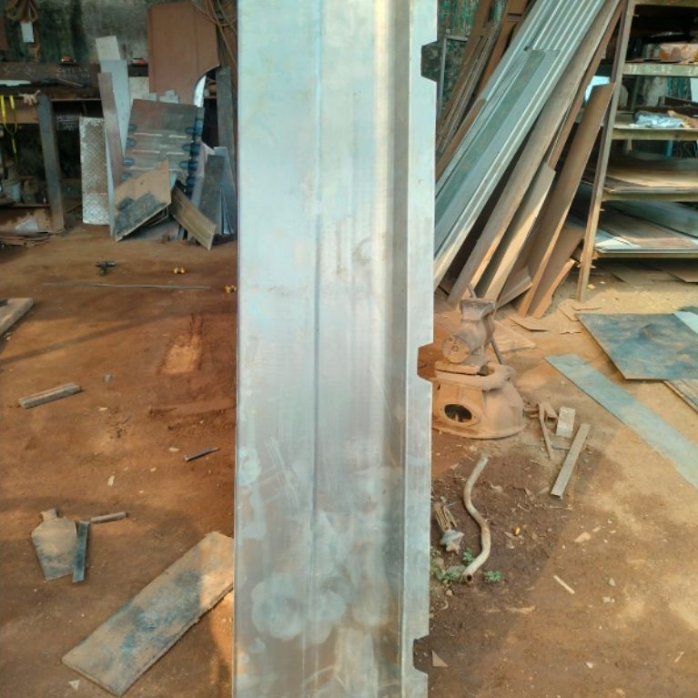 Daunan pintu bak L300