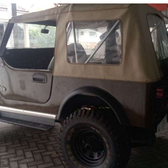 kanvas CJ7, banyak warna, bisa req model, harga sudah termasuk by admin