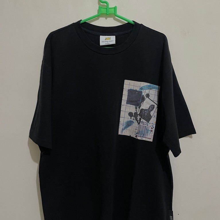 kaos jmb x clride.n warna hitam size L fit XL ld 118 p 71 original