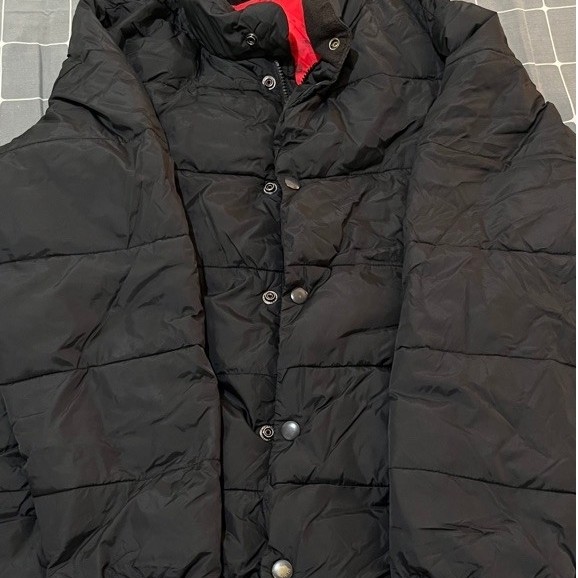 preloved Jaket gap cowok winter/snow hitam
