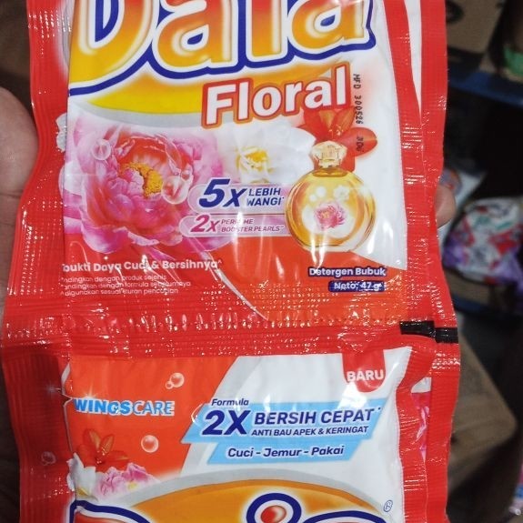 daia detergen bubuk renteng / daia kemasan 1000