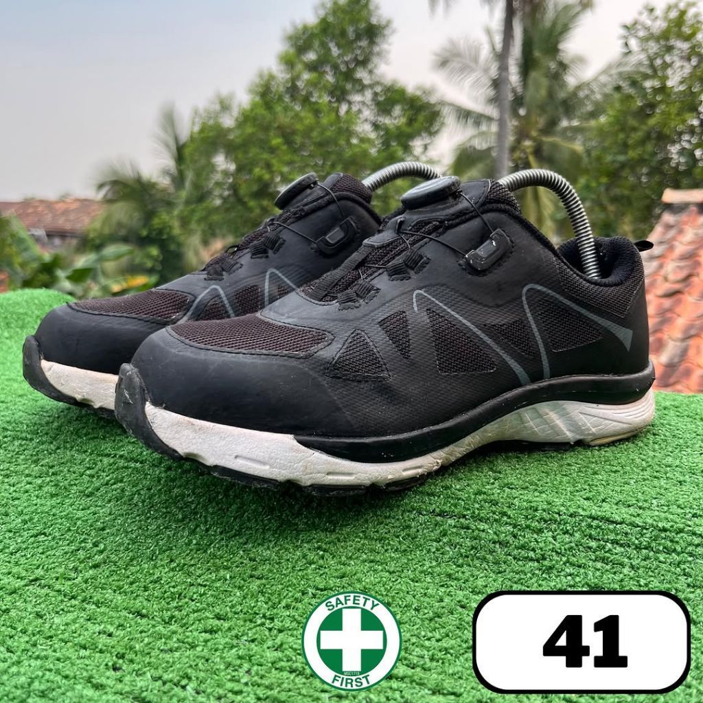 sepatu safety Unbrand Boa 41