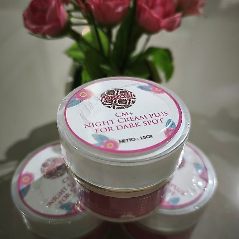 Krim Malam DeeVa CM+ Night Cream Plus for Dark Spot Netto 15gr