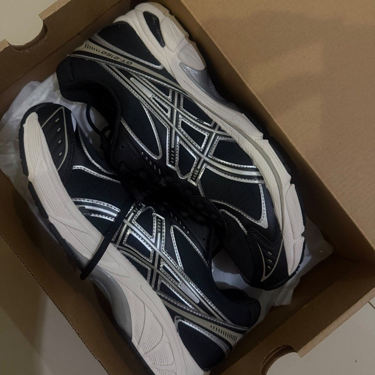 preloved Asics GT 2160