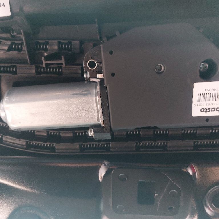 motor sunroof dan tirai sunroof hrv RU 1.8 cc prestige tahun 2015 sampai 2020