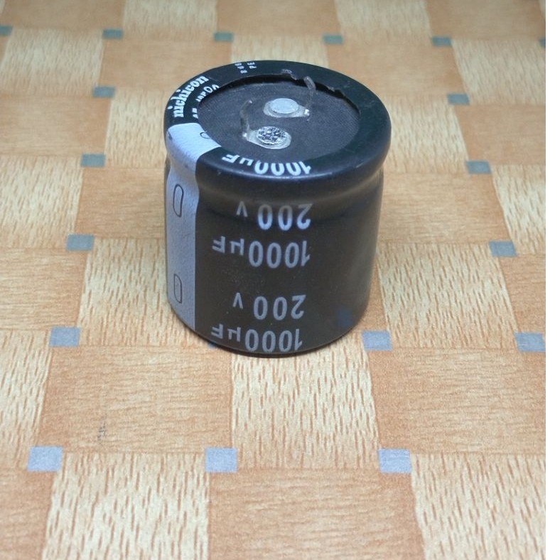 Elco 1000 uf  200v nichicon
