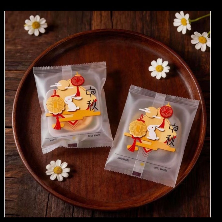 Plastik Mooncake Kelinci 100-125g 50 Pcs