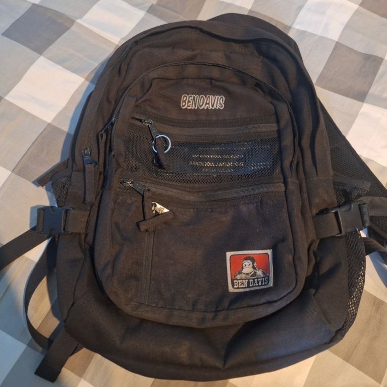 Tas Ben Davis