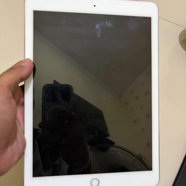 ipad pro gen 1 9.7inch 32gb bypass