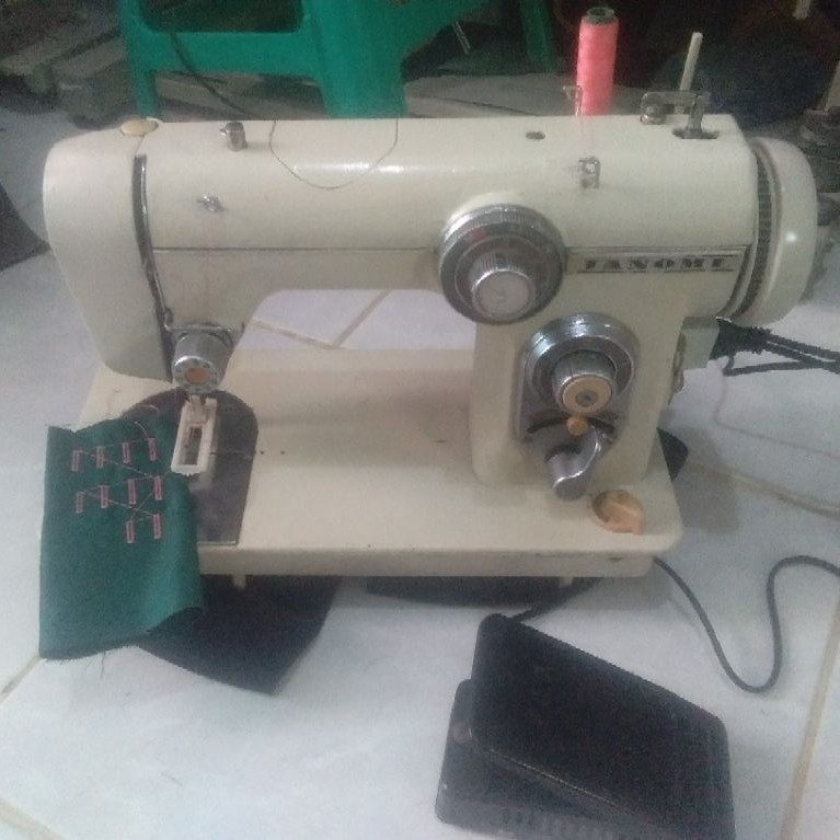 mesin jahit Janome 672