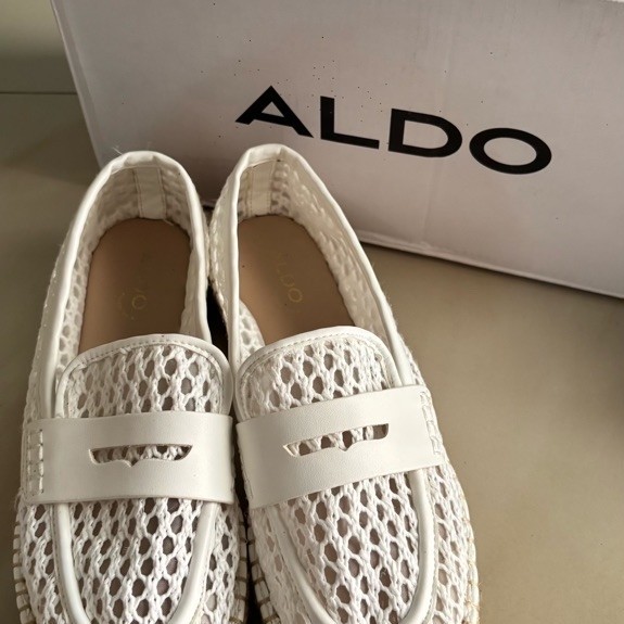 sepatu aldo