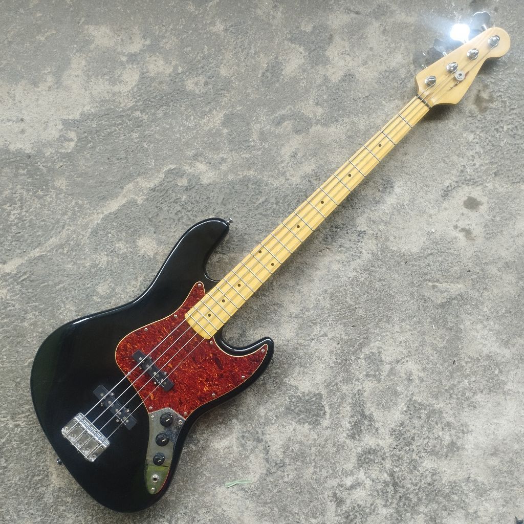 GITAR BASS MODEL JAZZ BASS SECOND CUSTOME MURAH