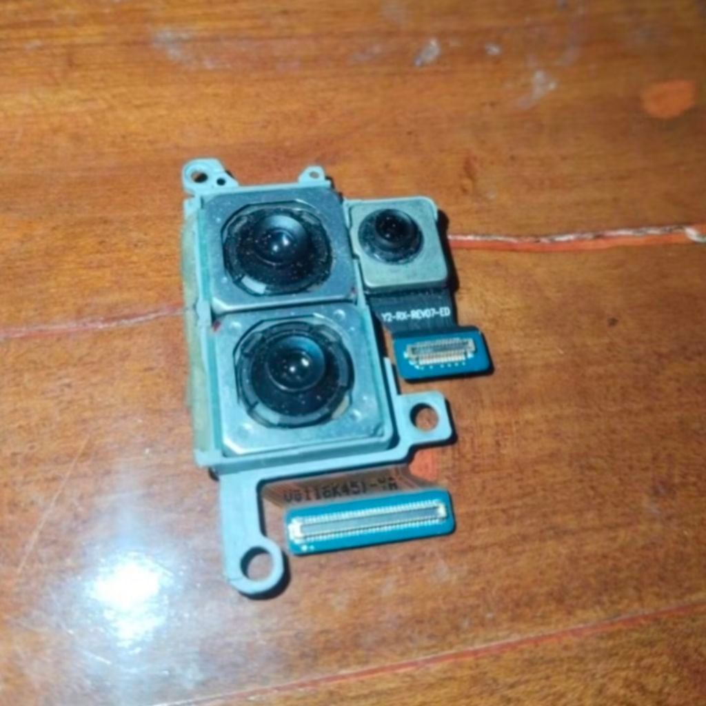 Kamera Belakang Samsung Galaxy S20+ Plus Copotan