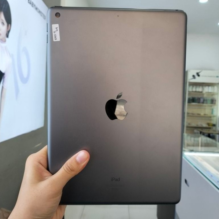 [SECOND] IPAD 9 WIFI 64GB BLACK WITH KEYBOARD