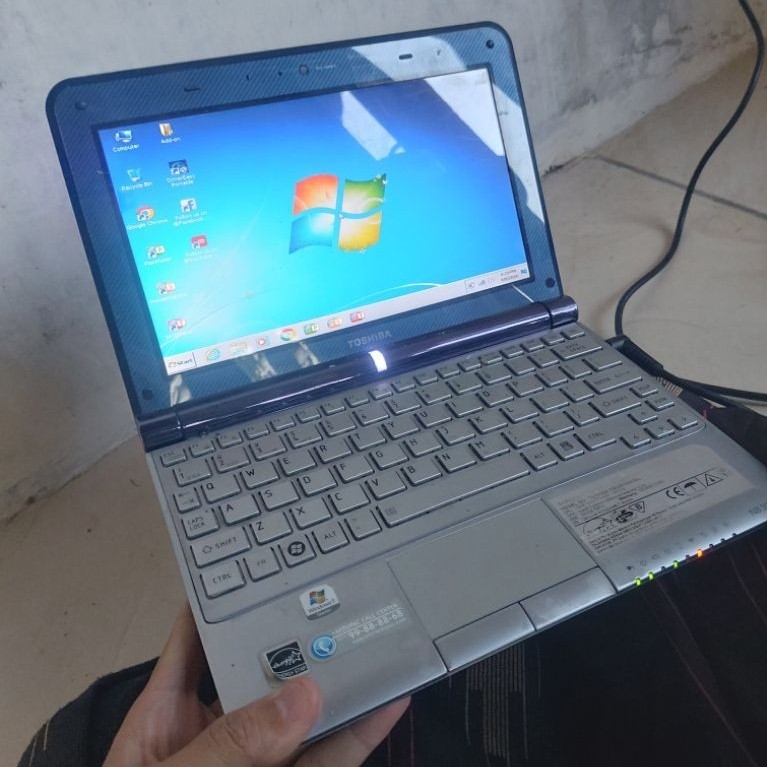 LAPTOP NOTEBOOK TOSHIBA
